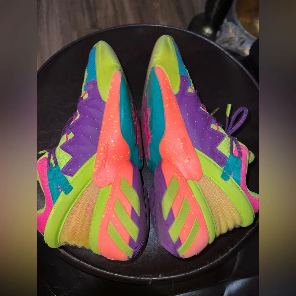 adidas D.O.N. Issue #2 'Prove Em Wrong/Let Em Hate men’s size 7 women’s 8.5 - Picture 8 of 14